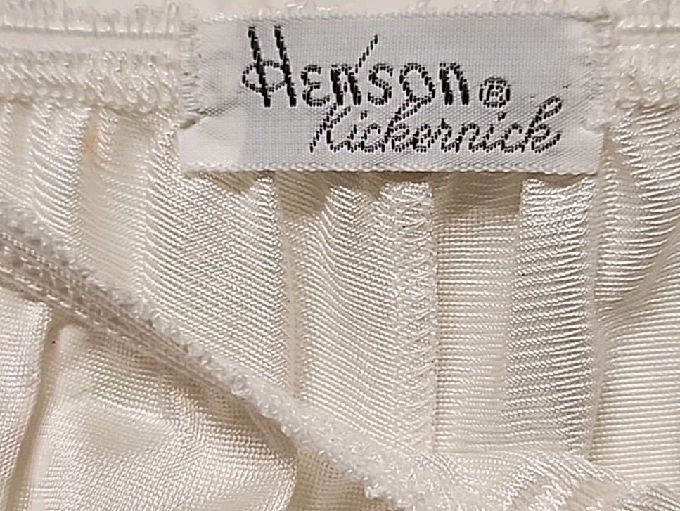 Sz M Vintage HENSON KICKERNICK Half Slip Slit/Bow Antron BLUSH BEIGE FLORAL