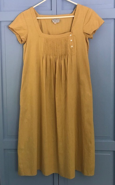 India Imports Of Rhode Island Vintage Dress 
