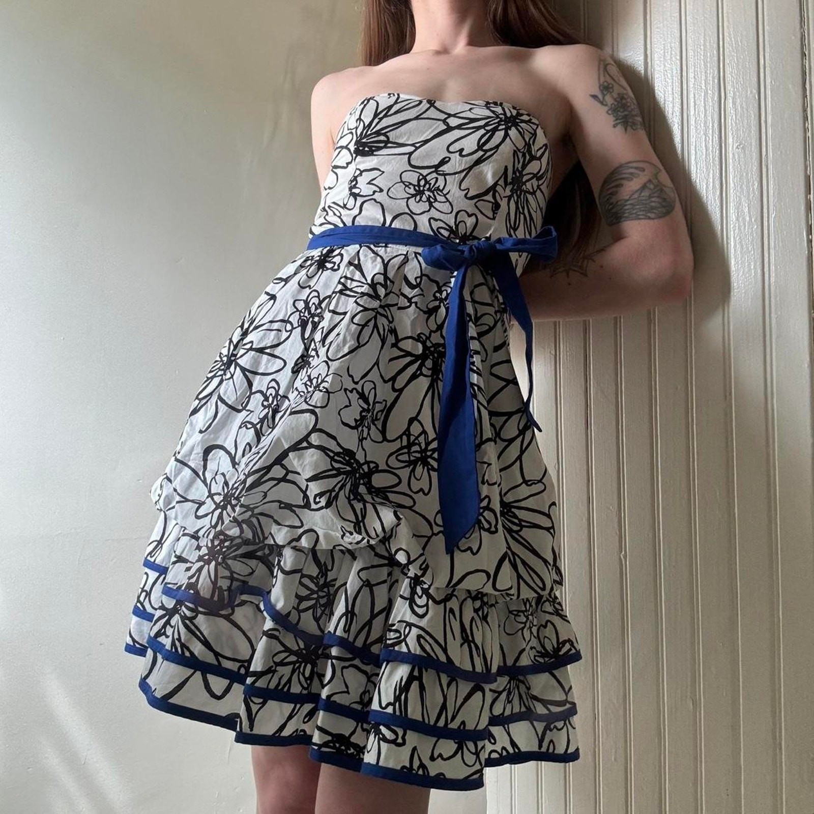 Vintage BCX Dress Y2K Black White Floral Strapless Dress 1