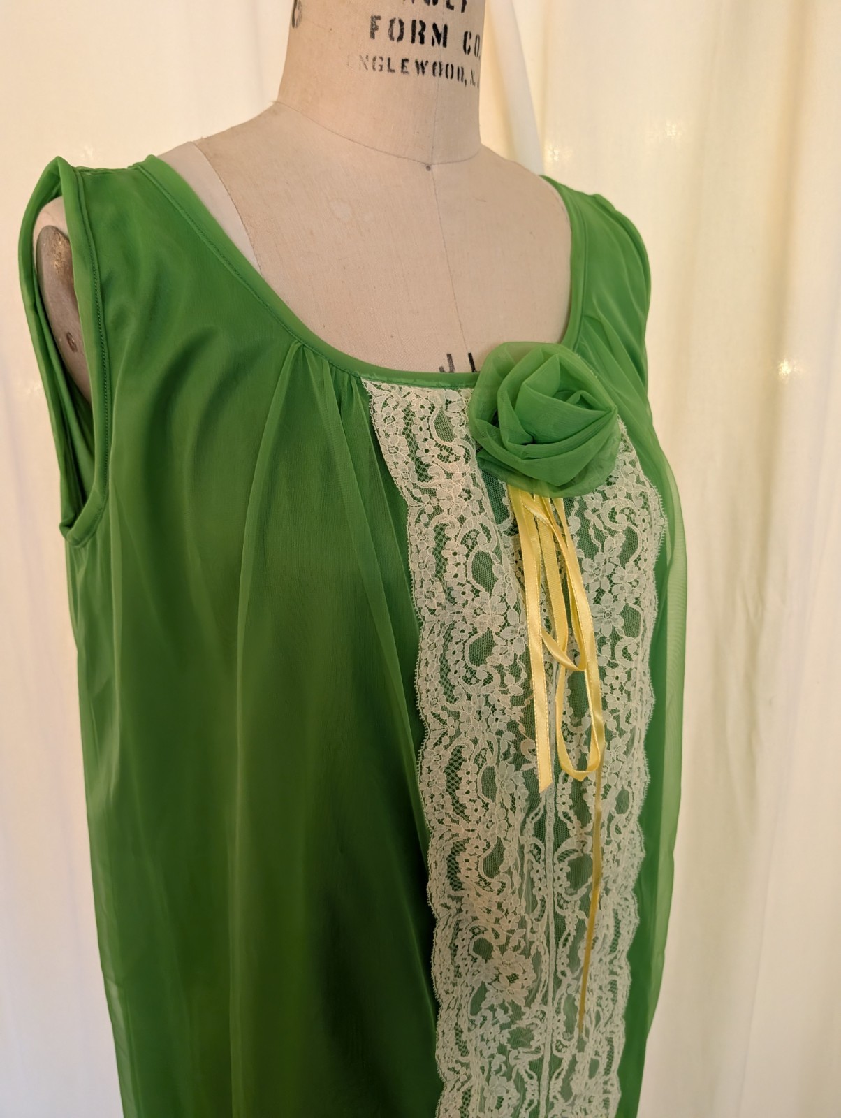 Vintage 1960s Lime Green Nightgown Size XL Full Length Maxi Lace Rosette Sheath