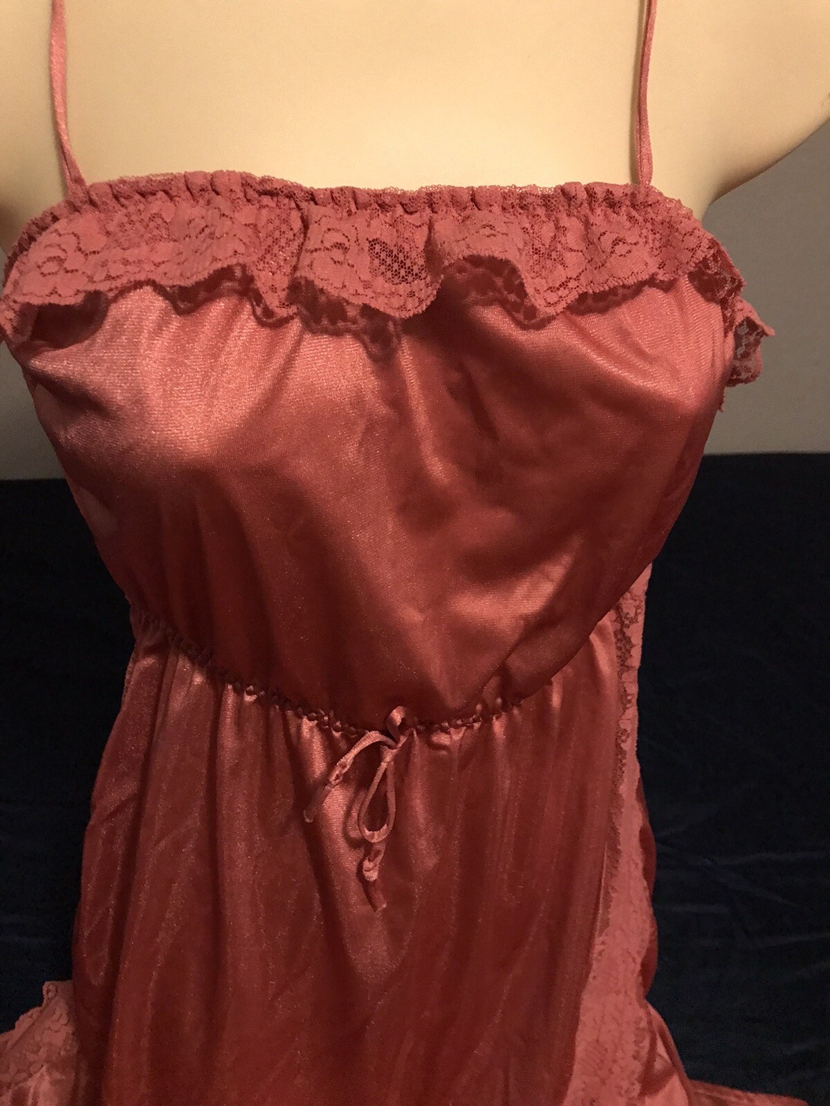 Vtg M Tall Lady Cameo Salmon Soft Nylon Nightgown Negligee Gown Lace