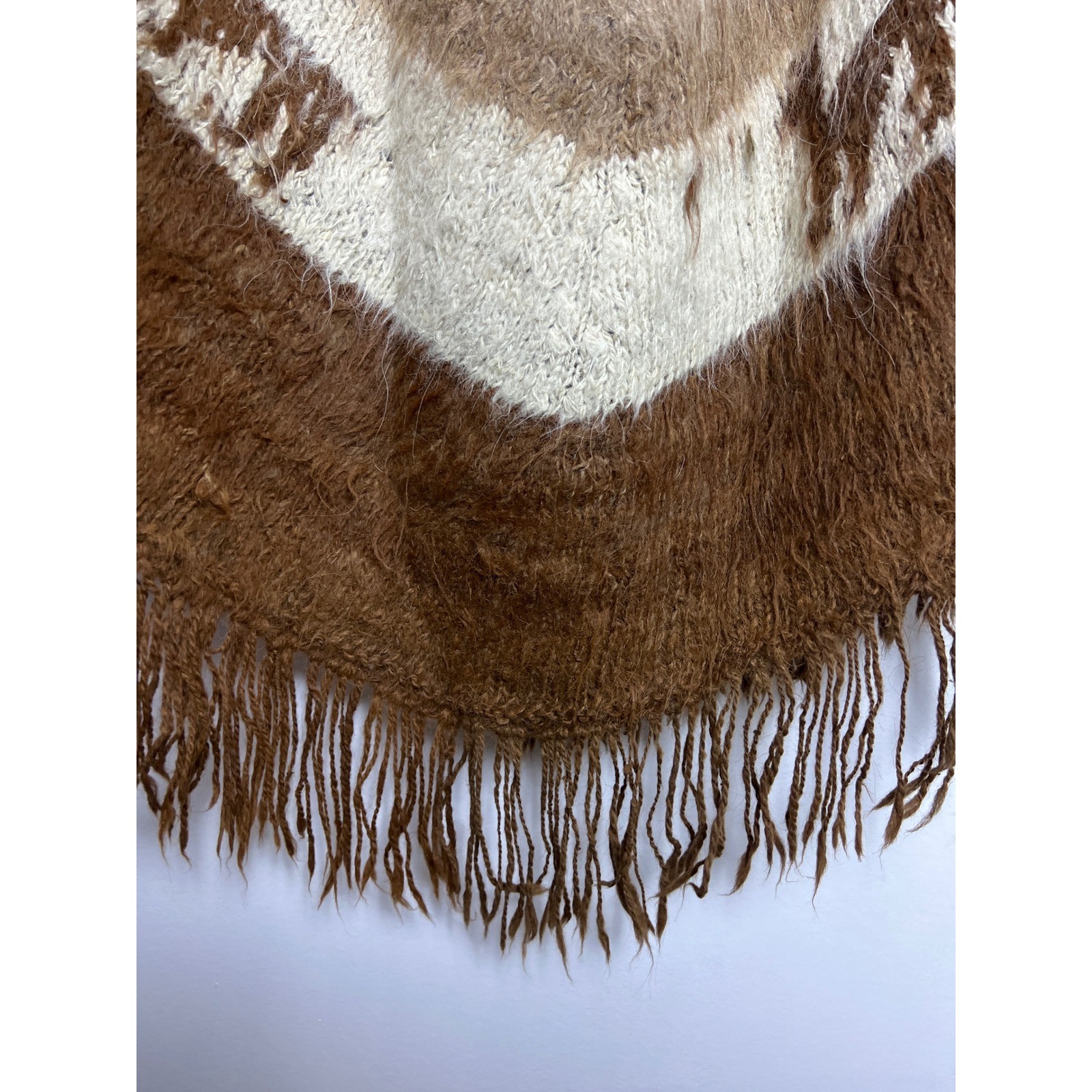 Genghis Cohen Imports Alpaca Handknit Bolivia Poncho Fringe Brown Llama Vintage