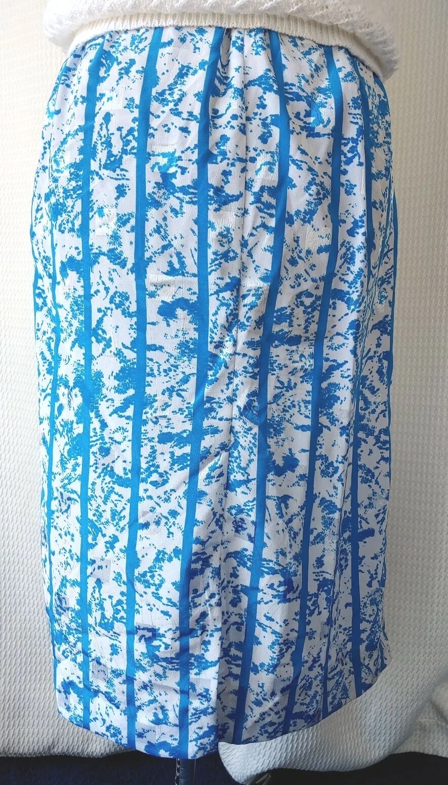 Vintage Blue & White Patterned Skirt with Elastic Waist Size 12
