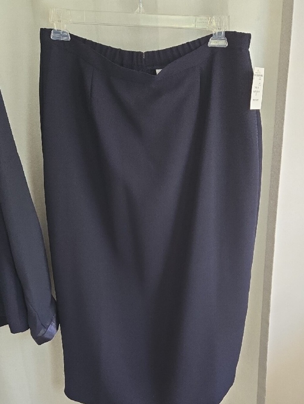 NWT Vintage Danny & Nicole 16P Navy Skirt Suit Deadstock