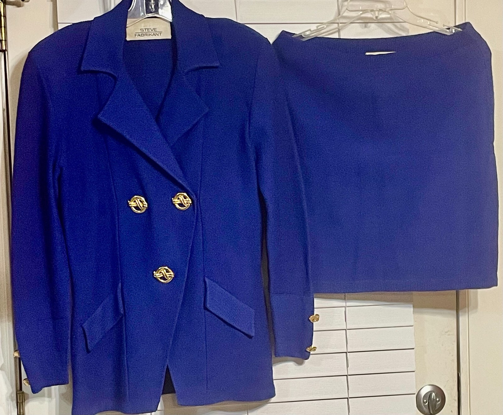 Vtg Blue STEVE FABRIKANT Santana Knit Wool Blend GOLD BUTTONS 2pc SKIRT SUIT PM!