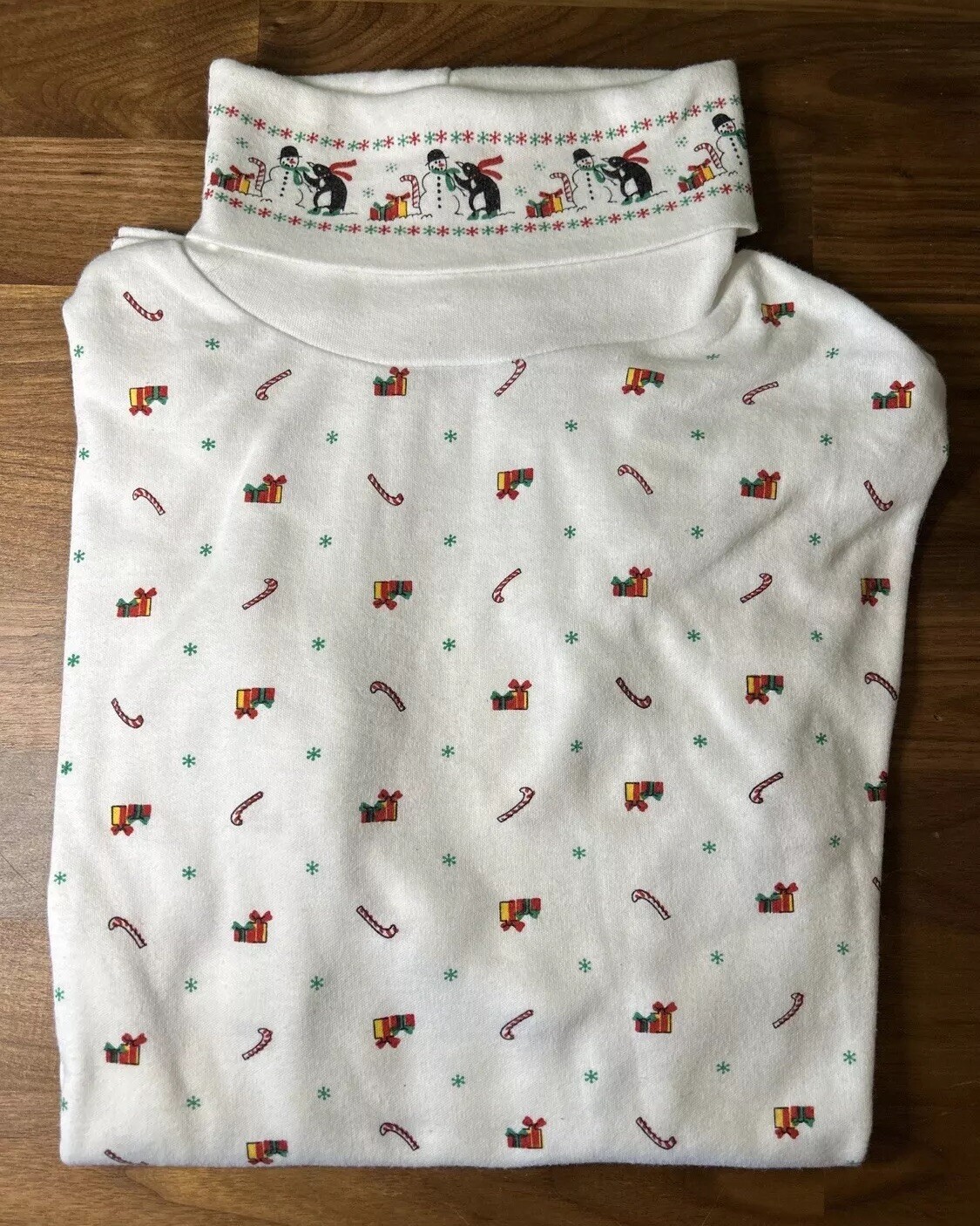 Vtg Christmas Print Turtleneck Long Sleeve Soft Candy Cane Med Chic 90’s Penguin
