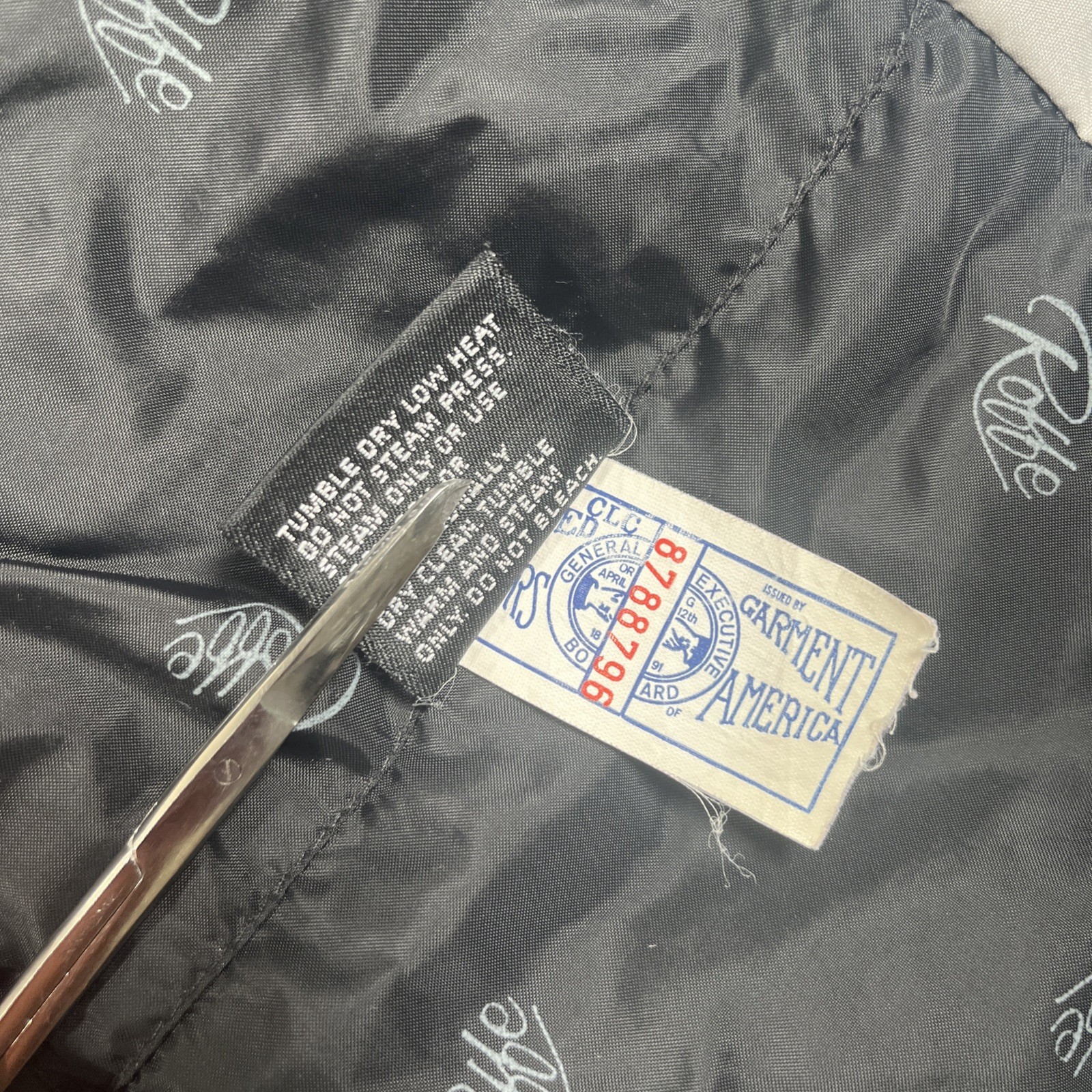 VTG Robbe Ski Wear Jacket Men M-L Full Zip/Snap/Pockets Thinsulate 90’s USA Made