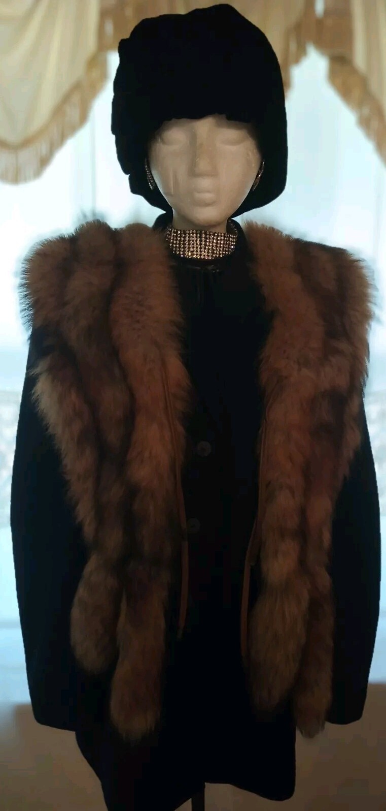 FOX VEST – SIZE SMALL/MEDIUM BY JACQUES SAINT LAURENT FOR F.C.I. PARIS NEW YORK
