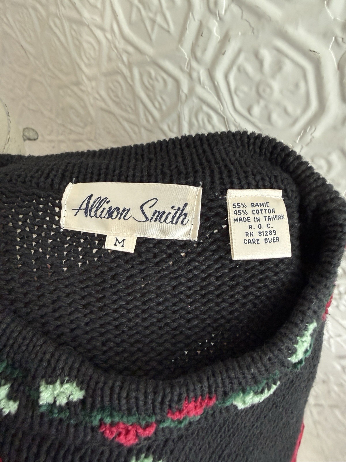 vintage 1980s/90s black floral intarsia sweater chenille cotton roses oversize M