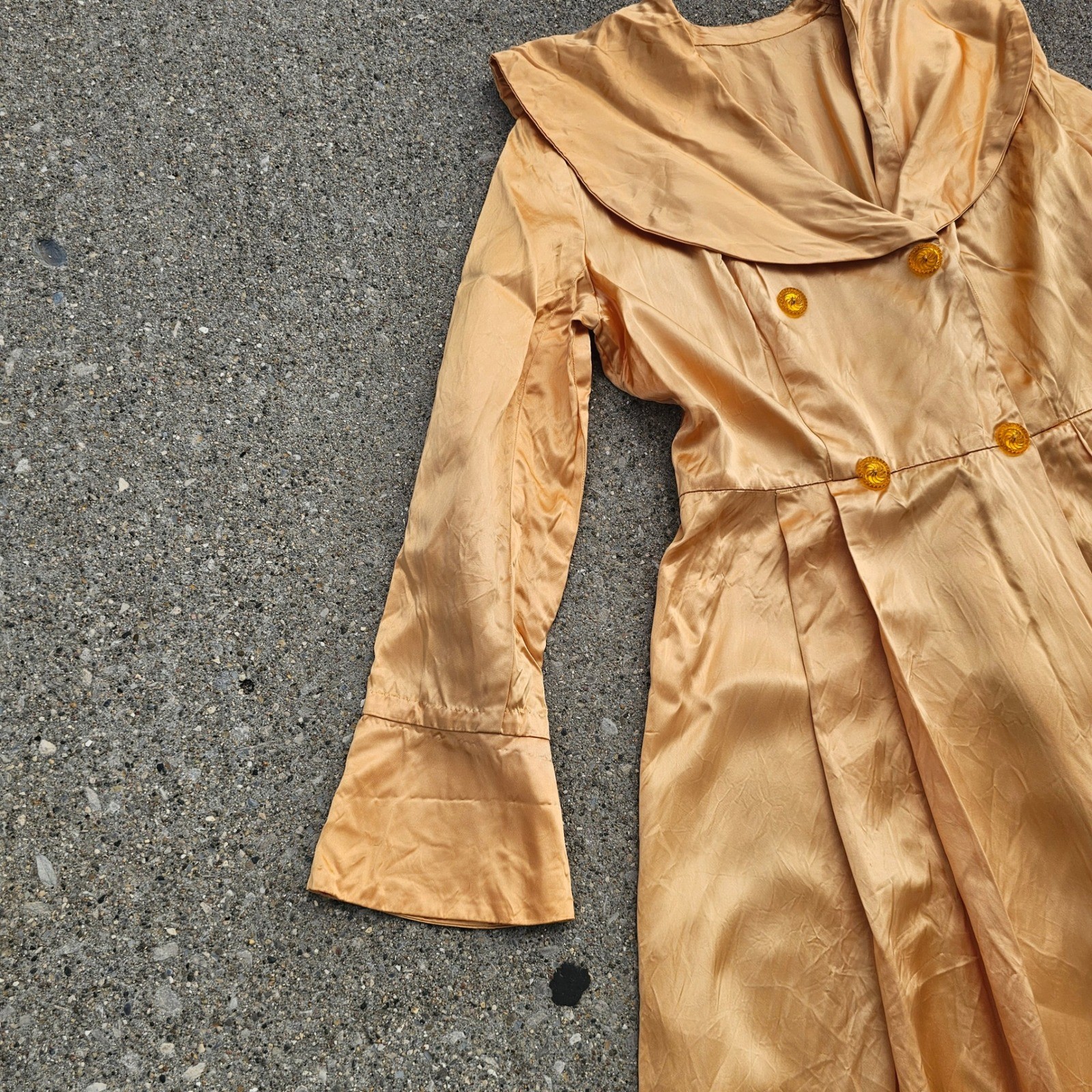 Vintage 40s Satin Gold Apricot Jacket Collar Double Breasted Coat Dressing Gown