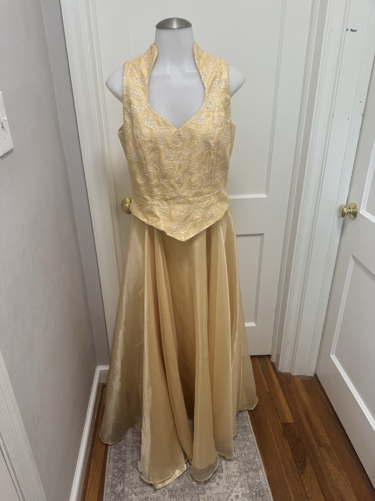 VTG Faviana Yellow Organza Formal Set Halter Sequin Bodice Romantic 90s 11/12