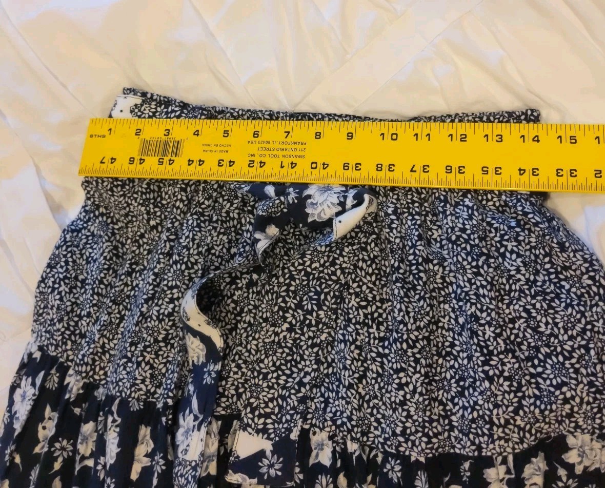 Vintage Capacity Skirt Women’s Navy Tiered Floral Print Elastic Waist Size Med