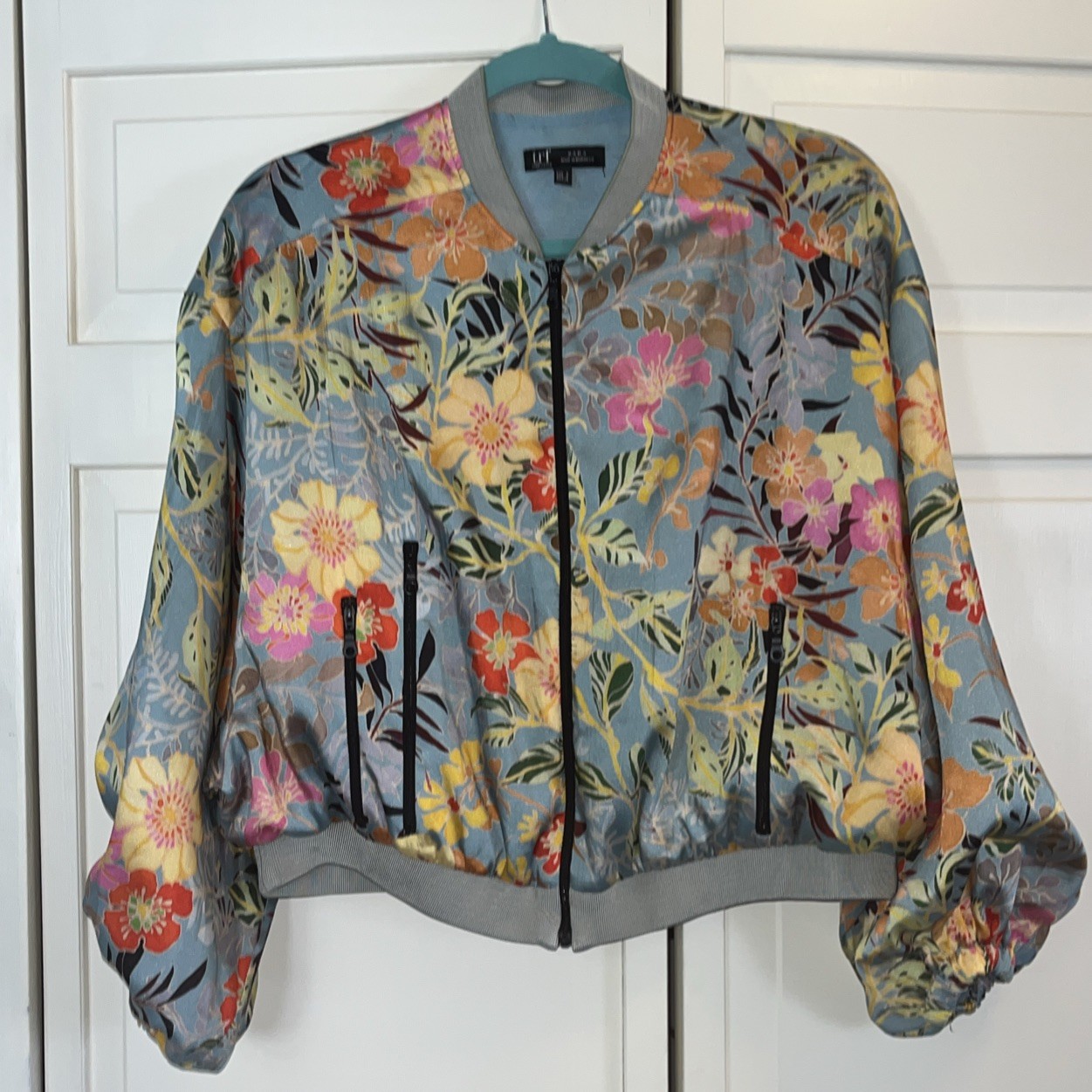 Jacket TRF Collection/ZARA VTG Satin & Chiffon Women Sm Ocean Blue Floral Bomber