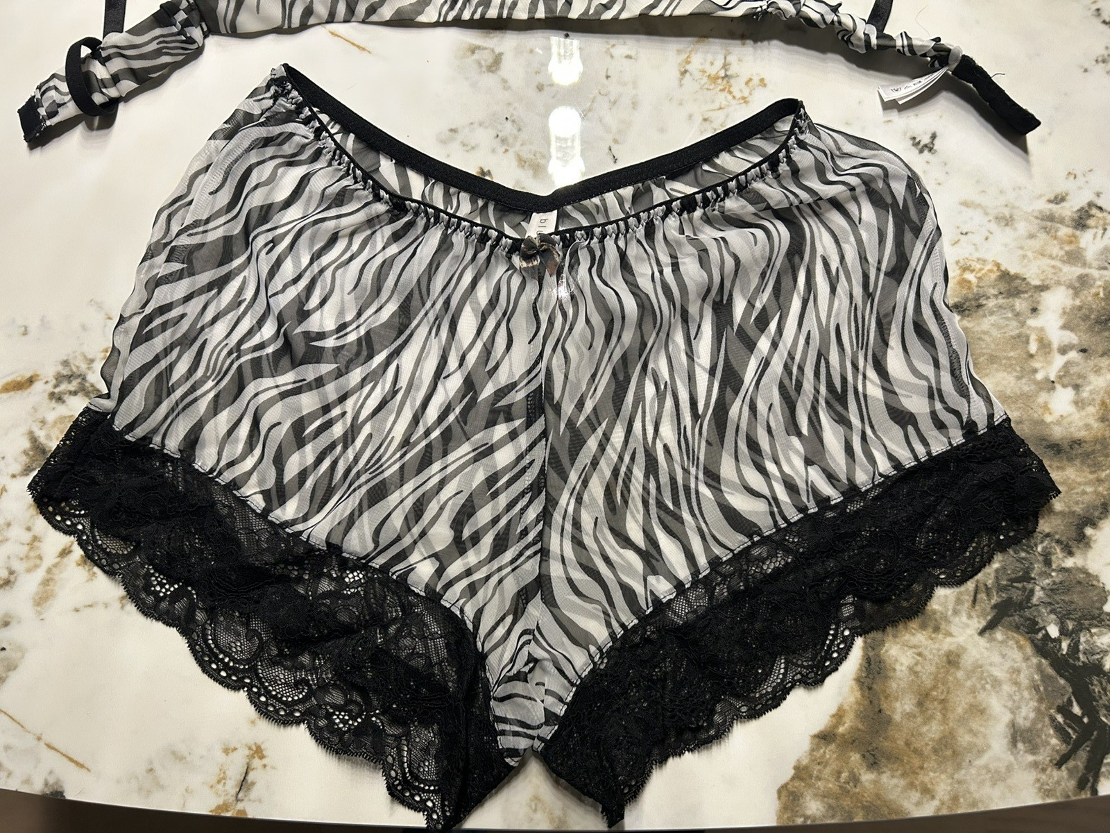 BLUSH – 2-PIECE LINGERIE – sheer w/lace White & Black Zebra small/med: burlesque