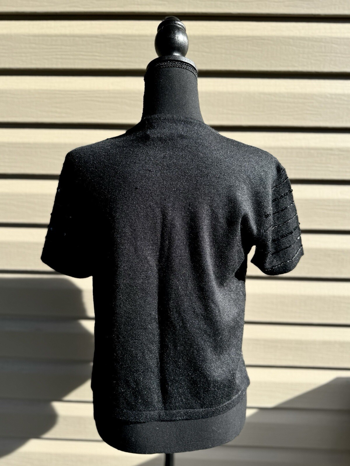 Sz S Black Silk & Wool Short Sleeve Sweater Top Knit Shirt Sequins Beaded Dressy