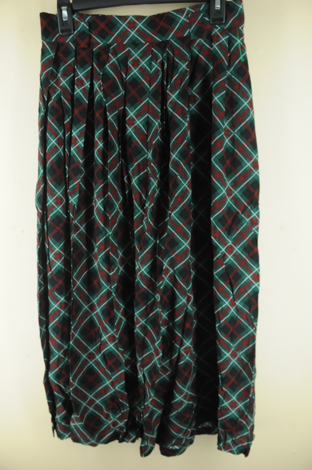 Briggs New York Women’s Navy Green & Red Geometric Rayon Skirt Size 14