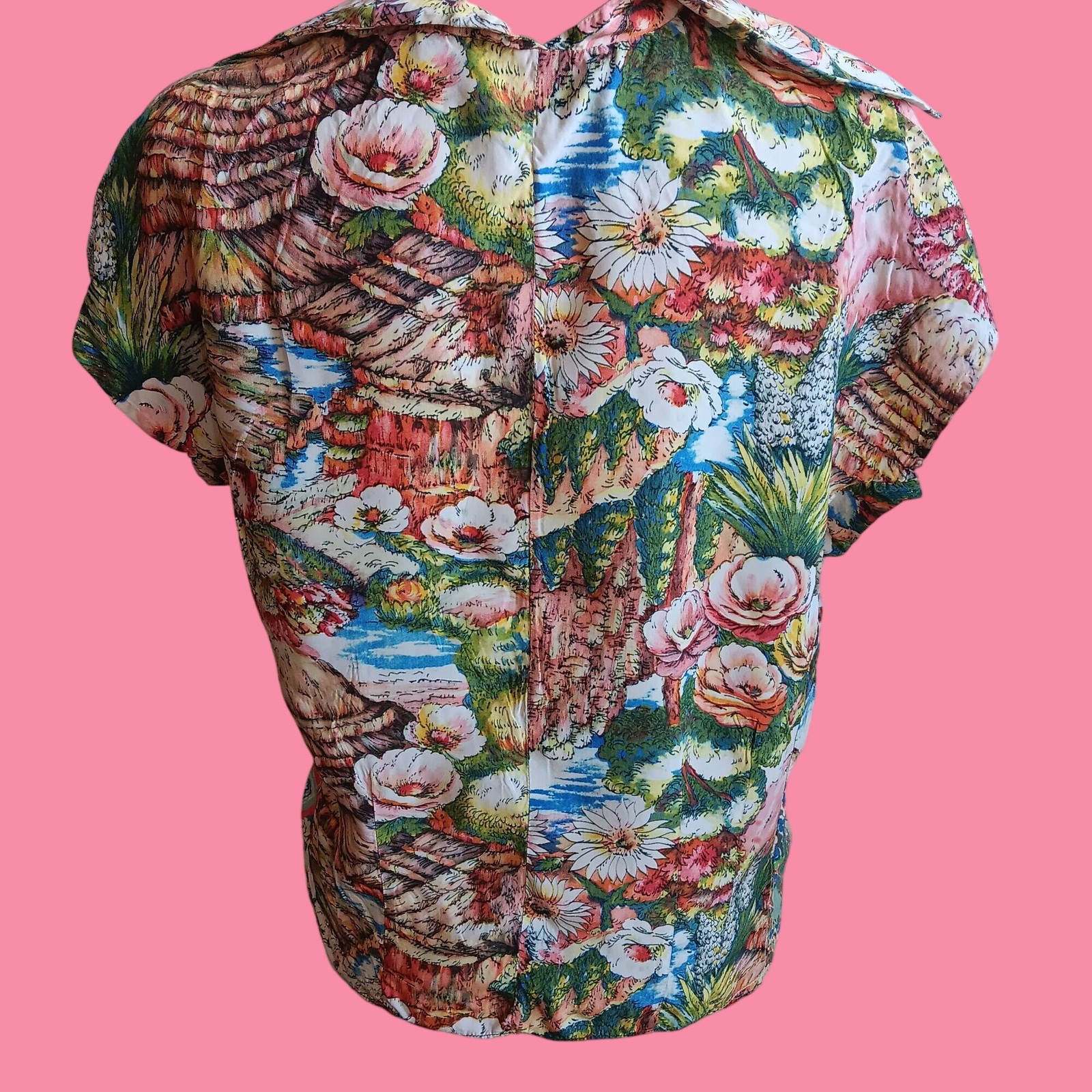 True Vintage Shirt Large 1OF1 Rayon Handmade Womens Floral Short Sleeve Side Zip