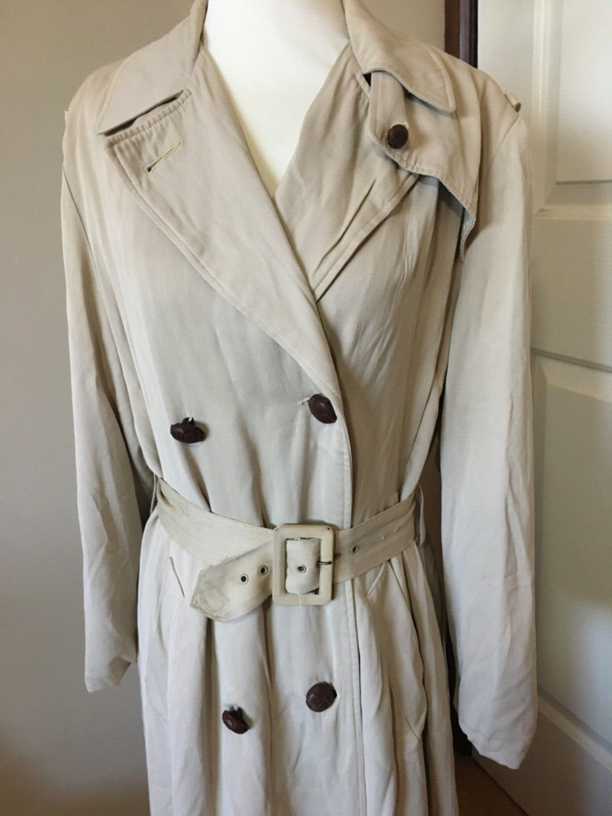 Vintage 1940s Casablanca Debutogs Trench Coat Beige Film Noir Old Hollywood Glam