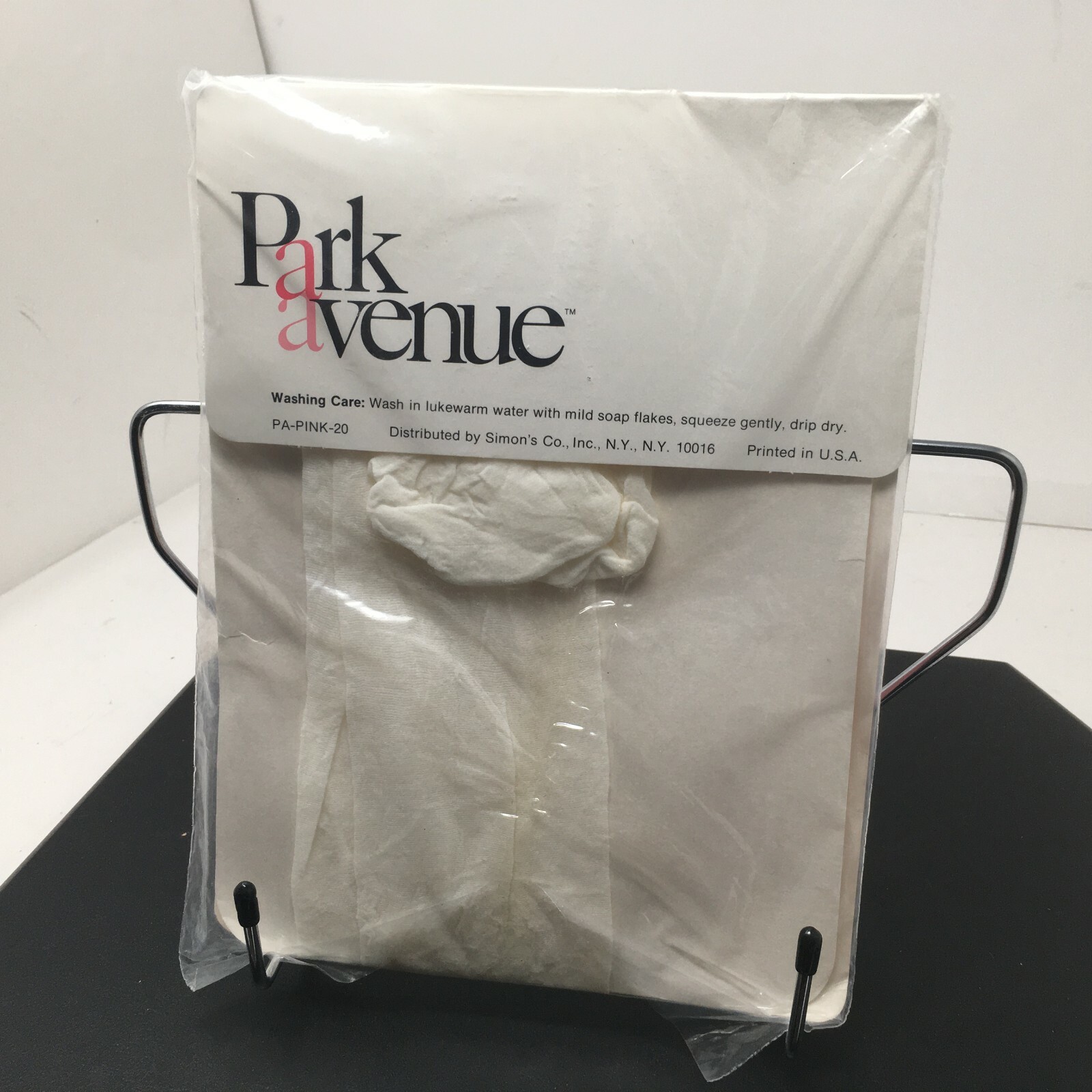 New NOS Vintage Park Ave Pantyhose sz C White Nylon 1990s Control Top Spandex