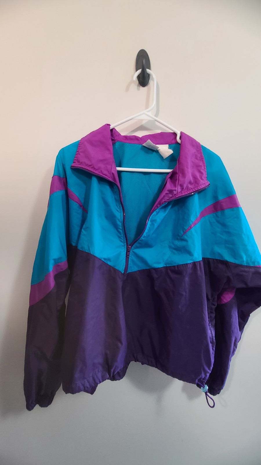 VINTAGE RETRO CLASSIC 80’S 90’S BATWING NIKE WINDBREAKER GREAT CONDITION Medium