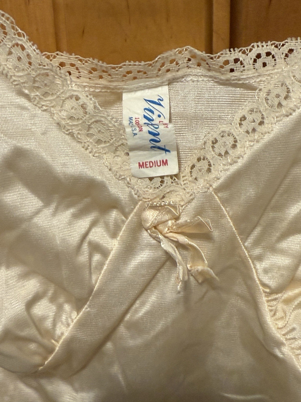 VINTAGE IVORY CAMISOLE Lingerie by Vincent 1950’s Size Medium