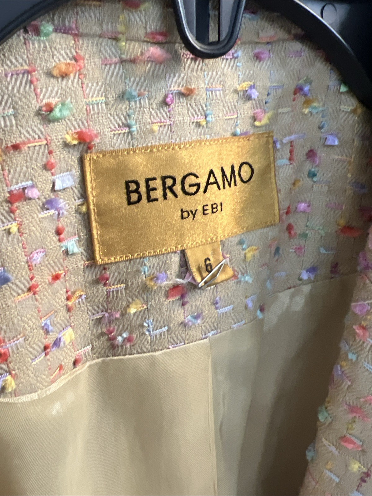 VTG Bergamo Studio Beige Blazer Jacket w/ Floral Fringe Stitches Sz 6 Small S