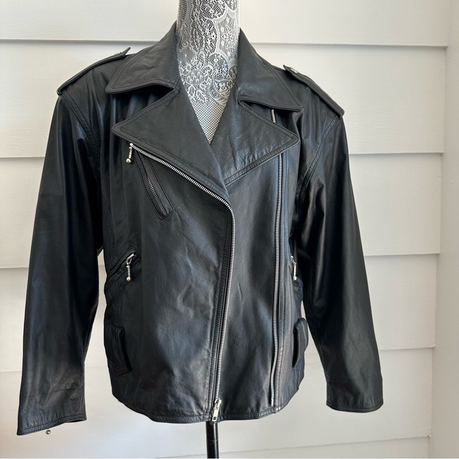 Vintage Black Leather Moto Biker Jacket Winlit size M