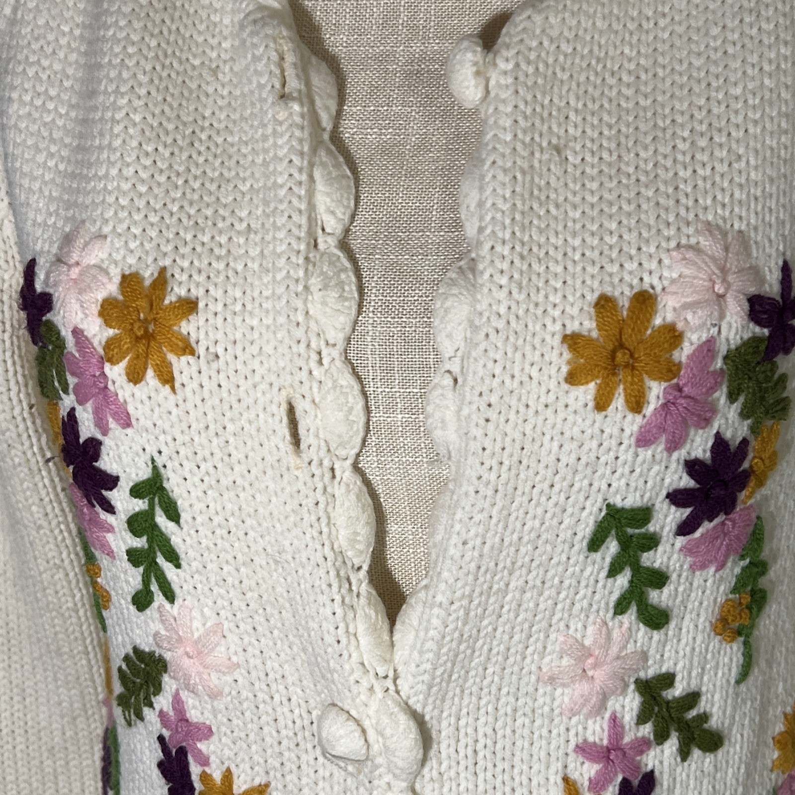 Vintage Embroidered Cardigan Sweater Floral. PLEASE READ DESCRIPTION. Needs TLC