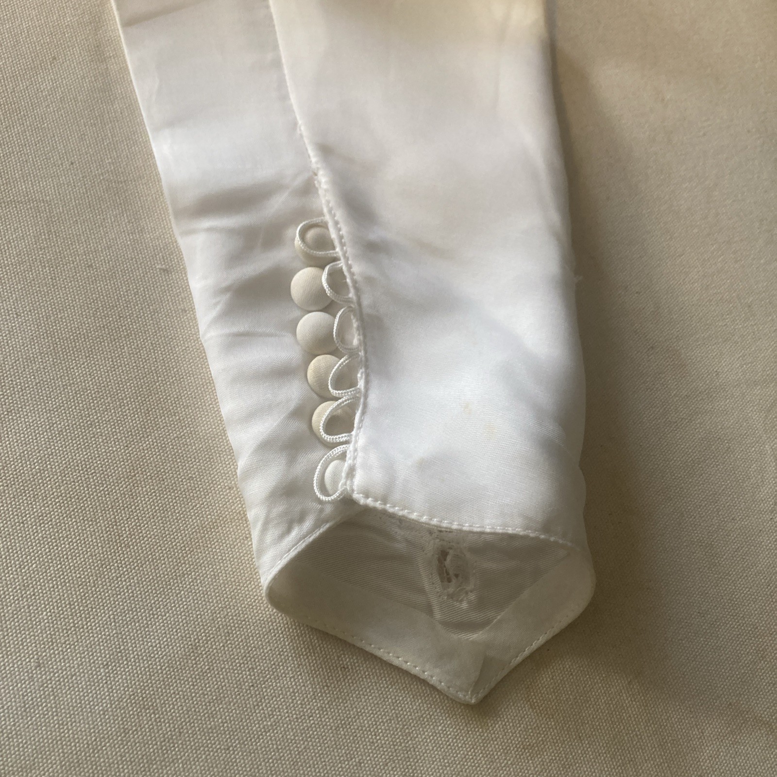 Vintage Custom Handmade Wedding Dress w/ Train & Veil – 1960s