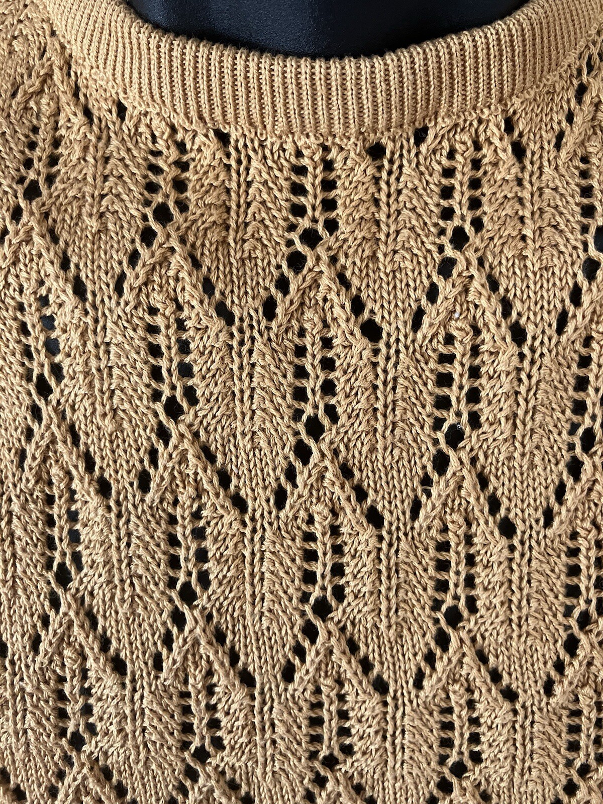 Sportempos Open Knit Sweater Women’s Medium Gold 1/4 Zip Back Sleeveless Vintage
