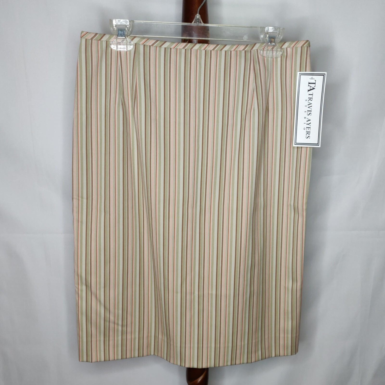 Travis Ayers Vintage women’s 12 blazer & skirt set NWT (see below) $200 RET.