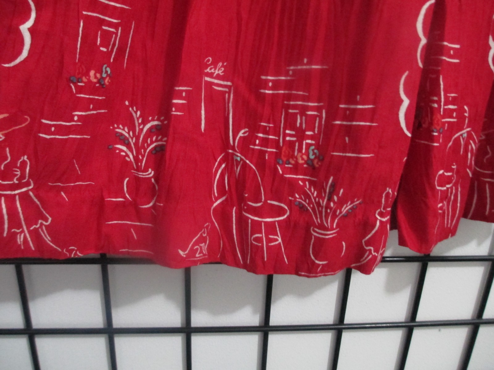 VINTAGE STONEBRIDGE / USA 🌸 1X==CRINKLED RED PRINT / PULL ON / MAXI SKIRT