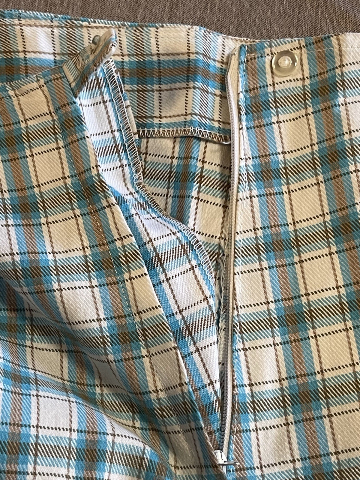 Vintage 70s PYKETTES Womens 30 x 27 White Blue Plaid Ankle Pants