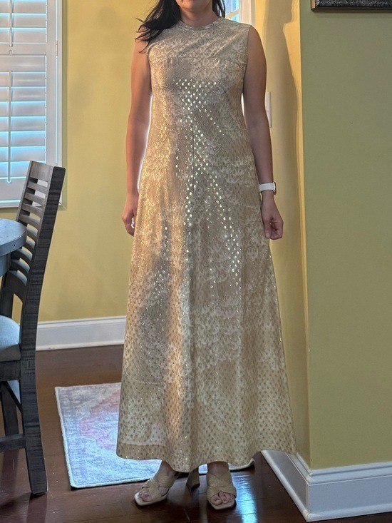Vintage 1970s gown Gold Lurex Sleeveless gold metallic dot detail – Size Small?