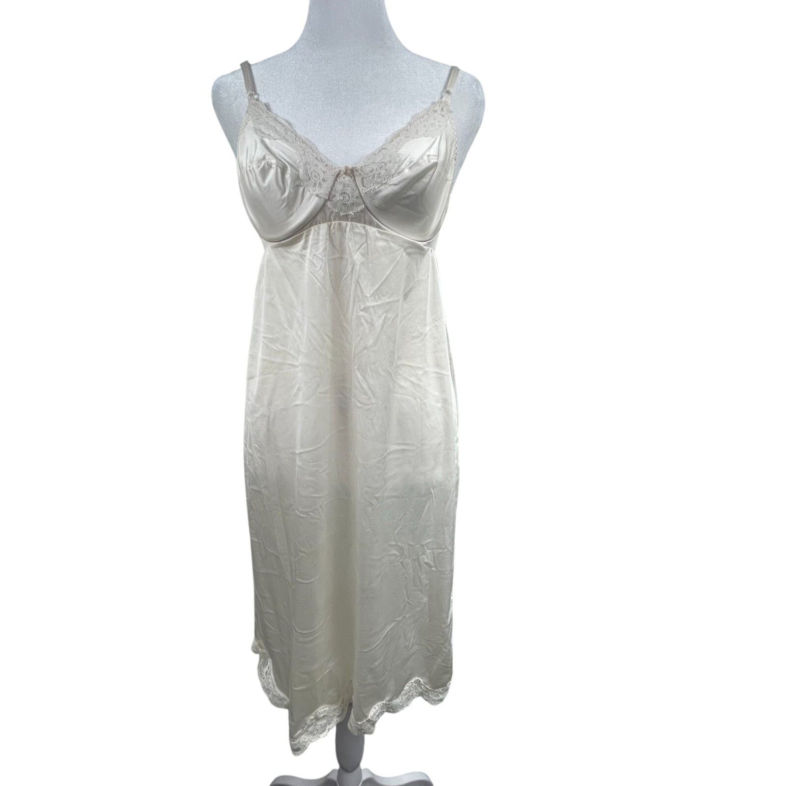 VTG 70s Vaseratte Nylon Full Slip Ivory Underwire 34B Lace Coquette Pin Up USA