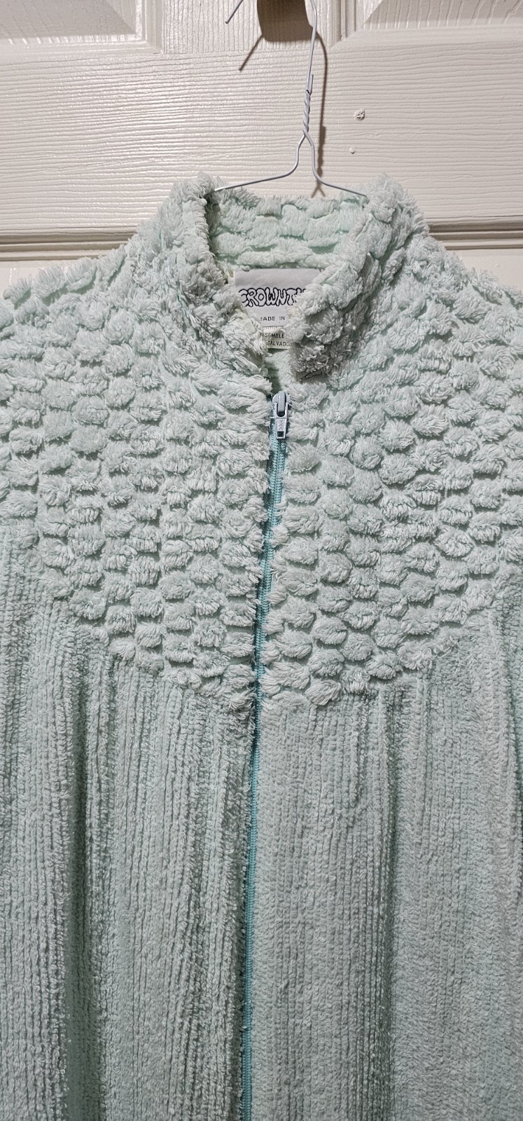 Vintage Crowntuft Chenille Robe Maxi Long Sleeve Zip size Small