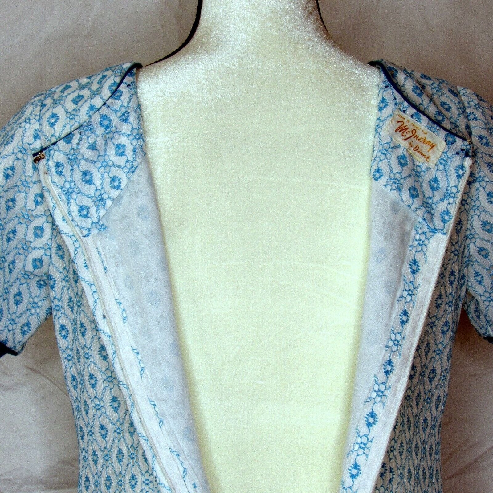 VTG Dress Made in Hawaii for McInerny by Diane Blue White Floral Lined Size 10