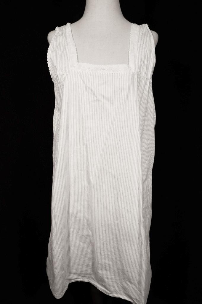 Antique 1920’s French Gray/White Cotton Slip/Night Gown Size Large Exc Cond
