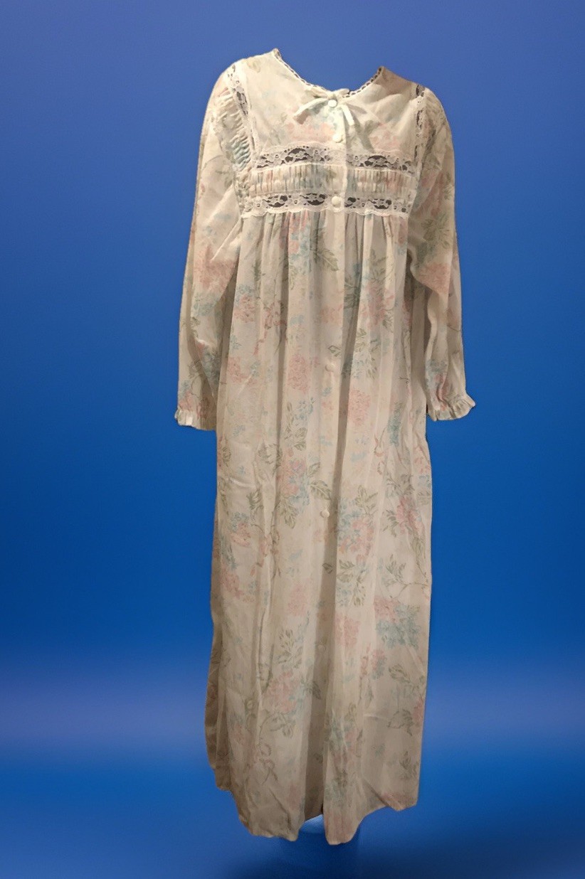 Vintage Danni Floral Full Length Button Down Robe/Nightgown New With Tags NOS