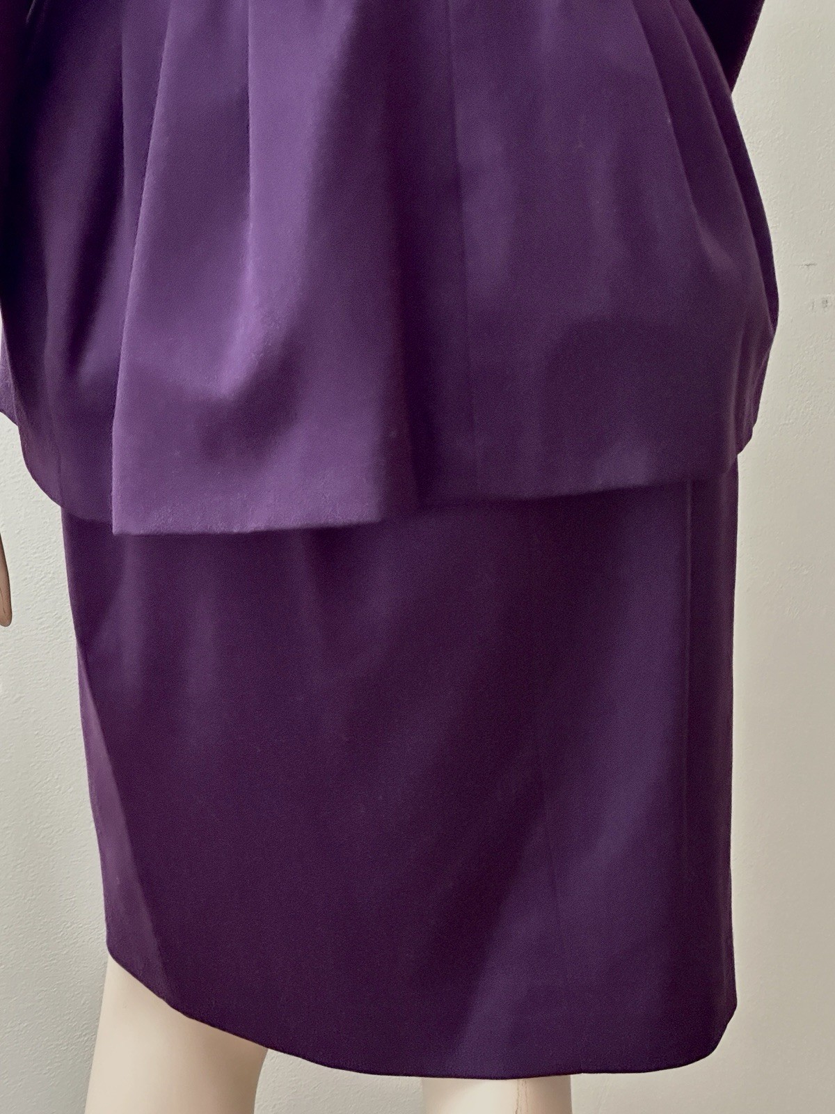 Vtg 1980’s PANCALDI & B Women’s Plum Purple Suit Italy 100% Wool Sz M/L