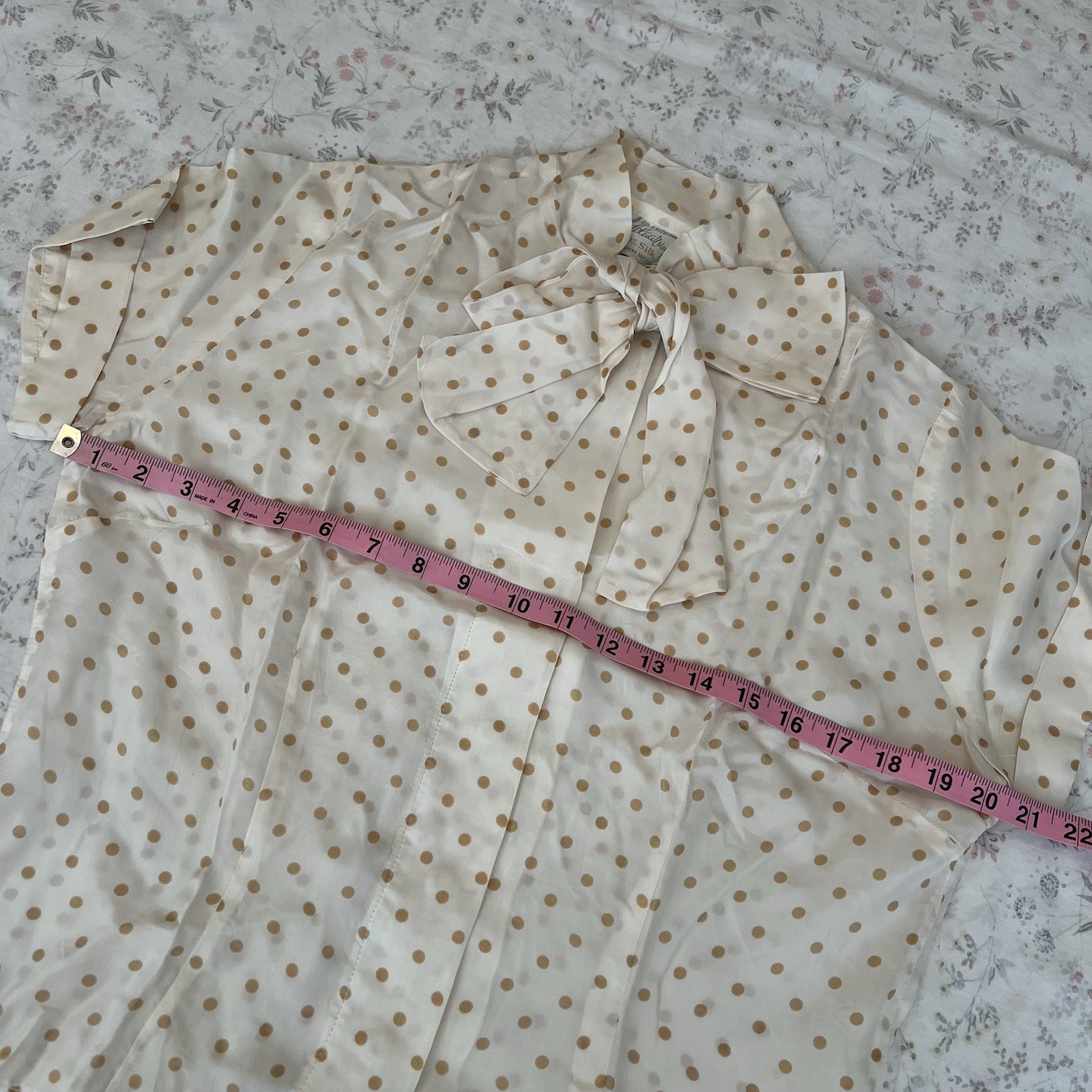 Vintage 50s Adelaar 100% Silk Blouse Polka Dot Cream Pussy Bow Short Sleeve
