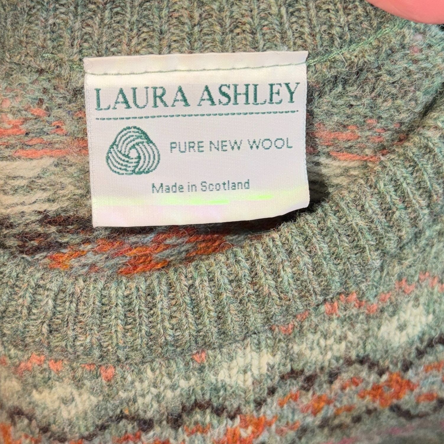 Vintage 90s Laura Ashley Sweater S Wool Fair Isle Cottagecore Scotland Boho Pink