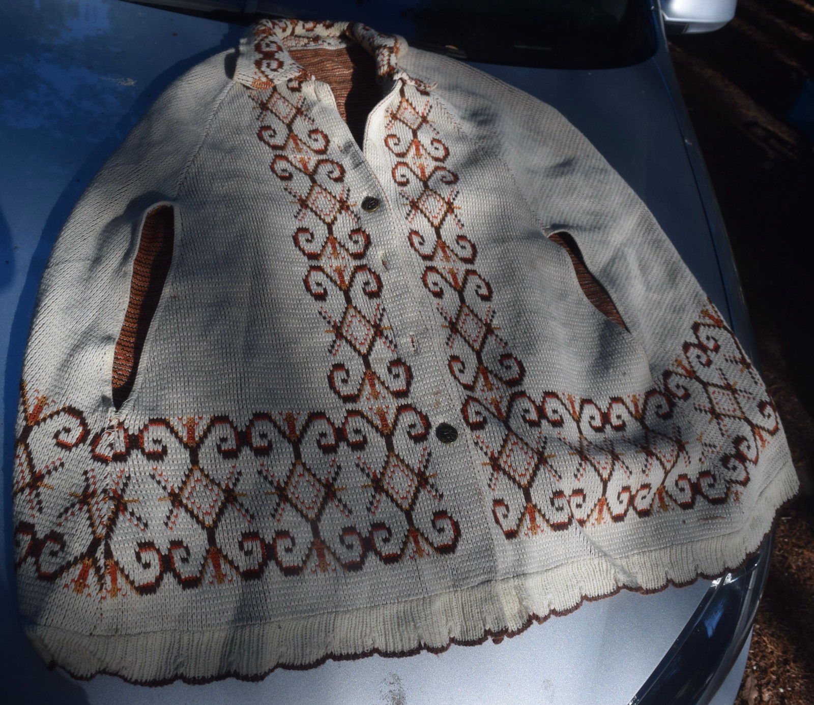 Vintage Cape Poncho 1960’s Sweater Hippie Boho Geometric
