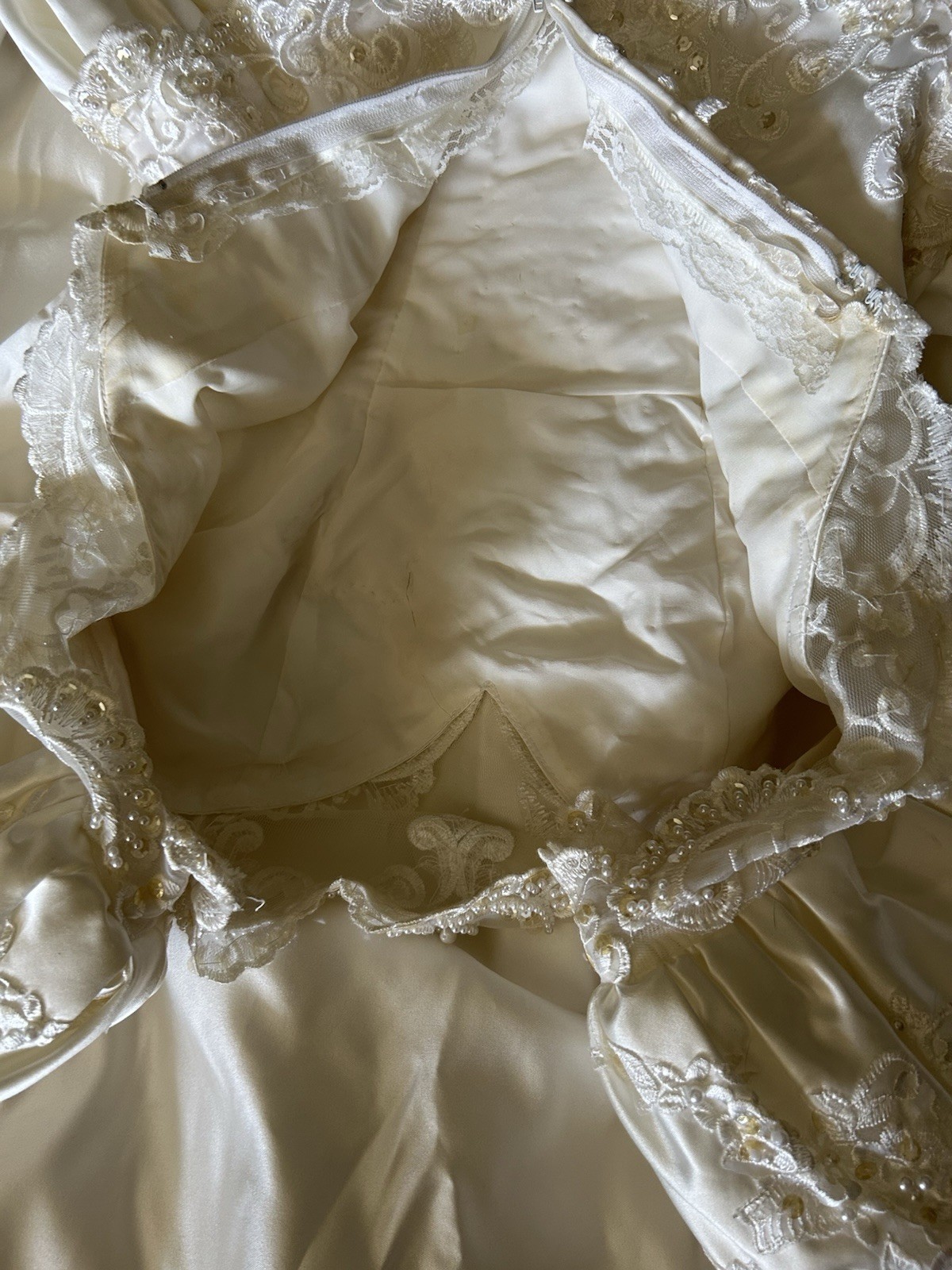 Vtg 80s Ivory Satin Beaded Bride Wedding Dress Short Sleeve Long Train Size 14
