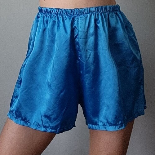 Vtg 90’s Women’s Blue Satin Pajama Shorts 3.5″! Size L