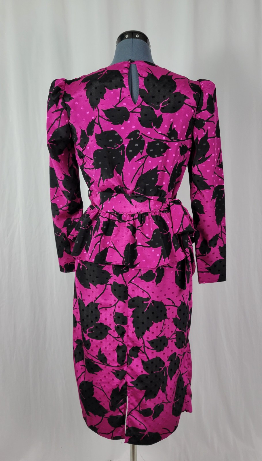 Vintage Jody of CA Pink & Black Faux Wrap Dress w Peplum & Tie Back Size 3/4