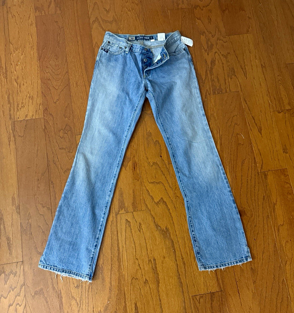 Cruel Girl Women’s Low Rise Slim Straight Jeans Light Wash Distressed Blue