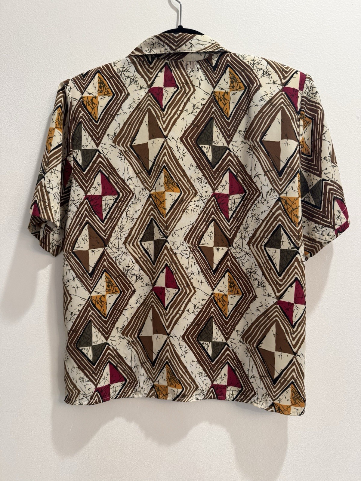 VTG 1980s Short Sleeve Blouse Cream Multicolor Abstract Pattern Boho Normcore