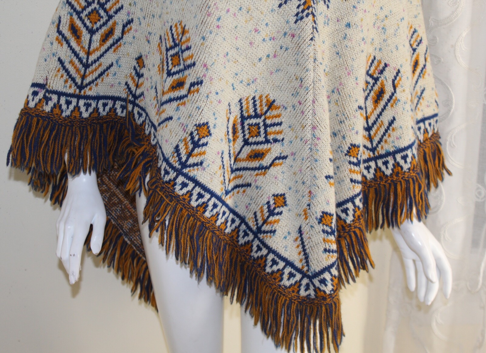 VTG Boho Thick Wool Knit Fringe 70s Hippie Art-Wear Poncho Sweater OS S M L XL