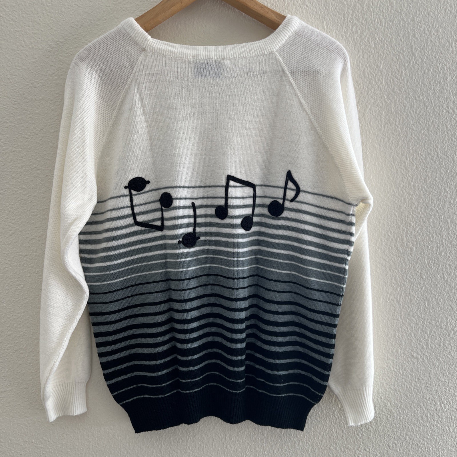 Vintage Cyn Les Shirlee Designs Sweater Embroidered Music Notes Size 42 Ombre